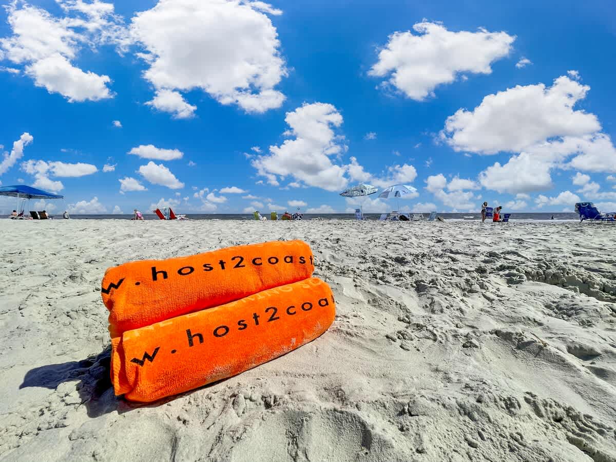 Host2Coast Towels (Provided)