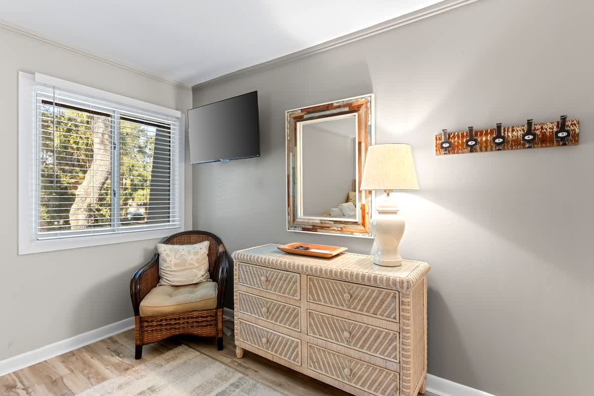 Guest Bedroom with Full Beds