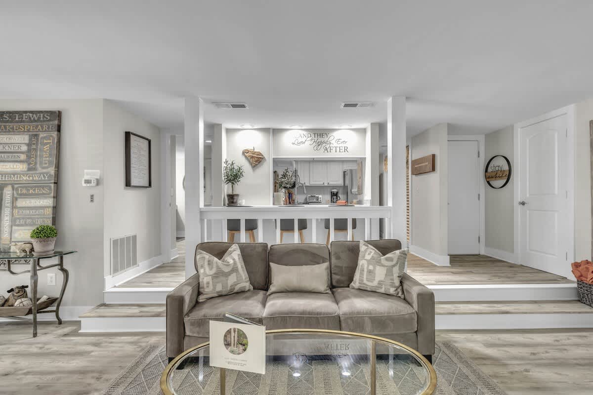 Open Living Area with Pull Out Sofa Be