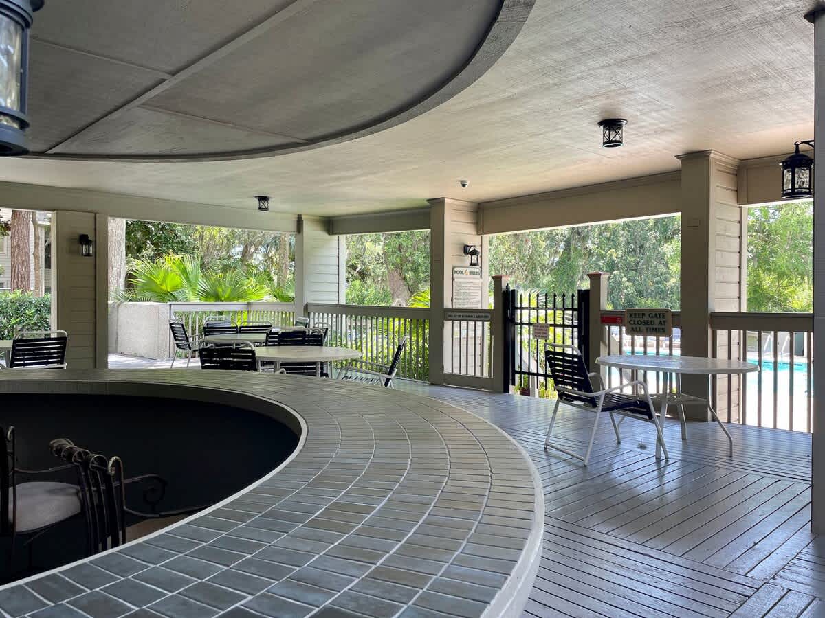 St. Andrew's Common Community Pool Sitting Area