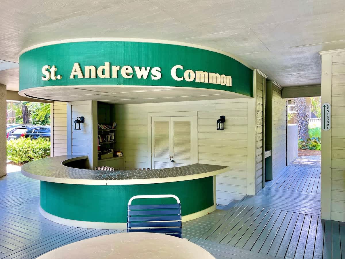 St. Andrew's Common Pool Sitting Area