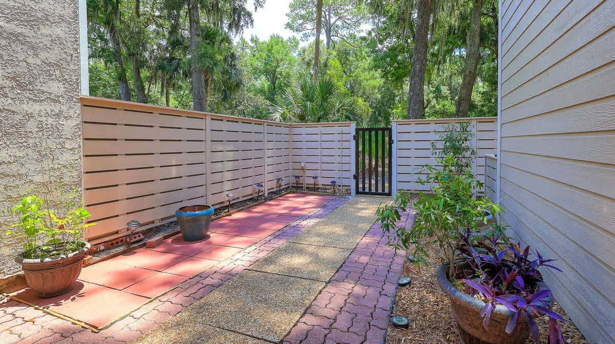 Front Courtyard with Outdoor Shower