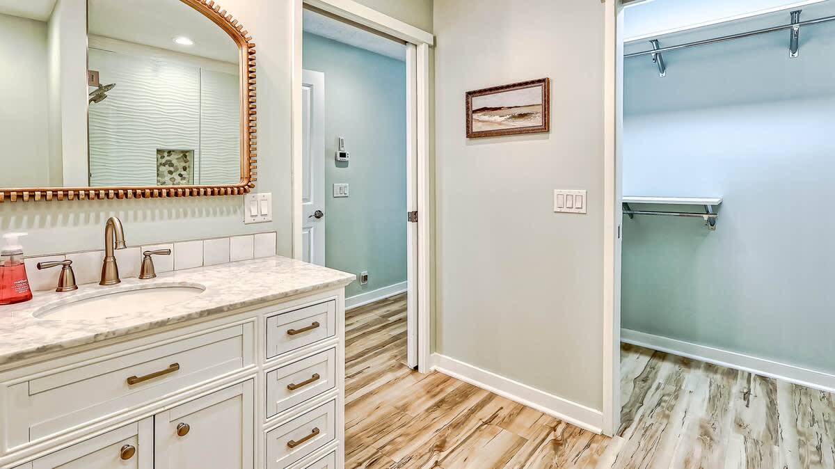 Downstairs Primary Suite Bathroom