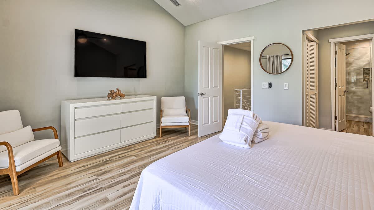 Upstairs Primary Suite with Balcony