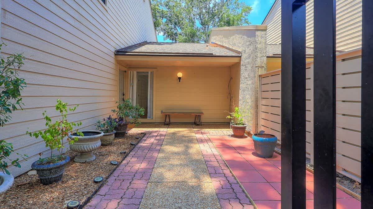 Front Courtyard with Outdoor Shower 