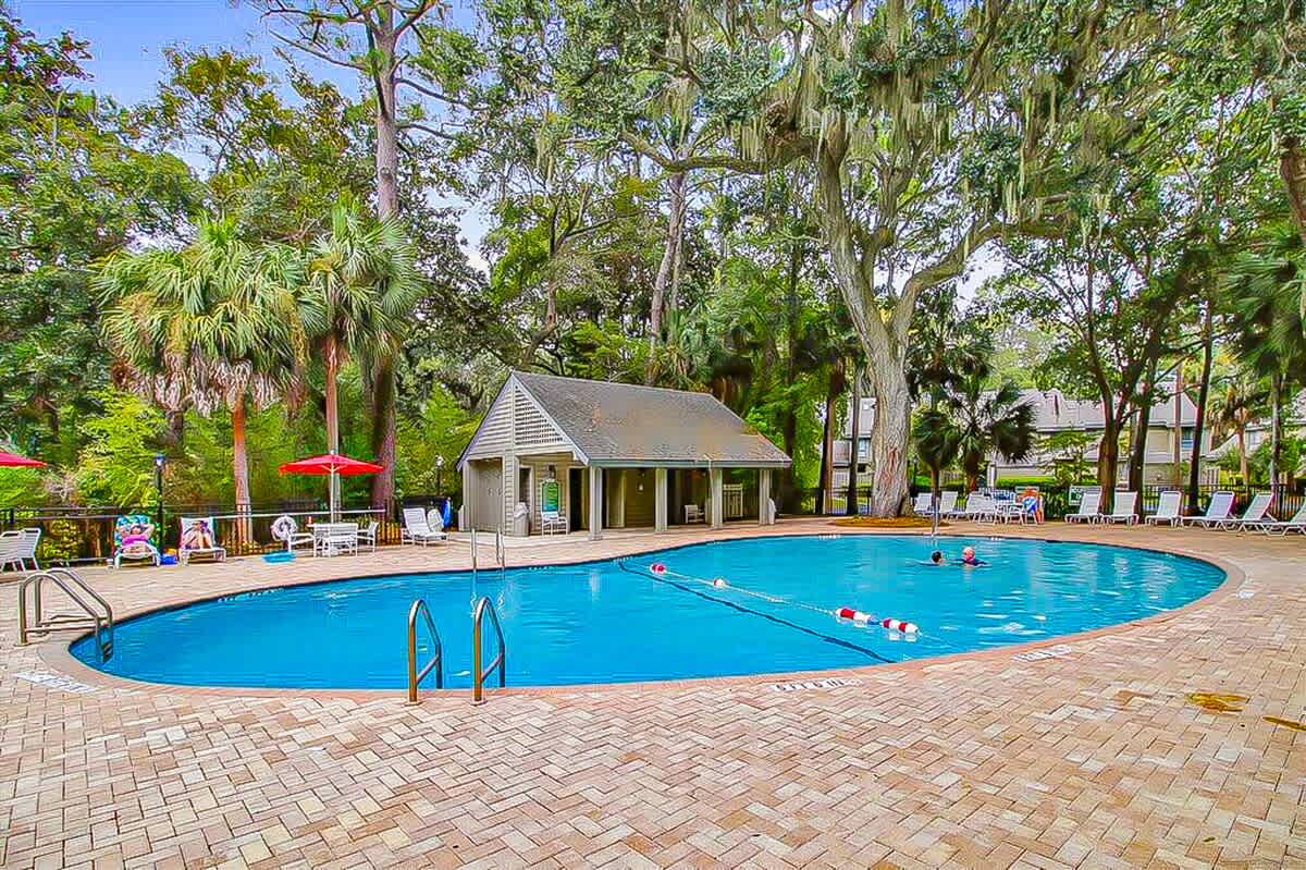 The Greens' Community Pool