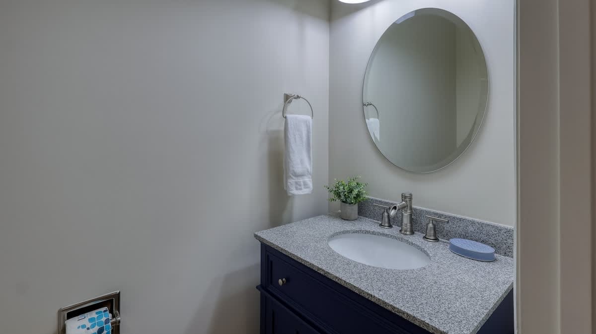 Guest Bathroom