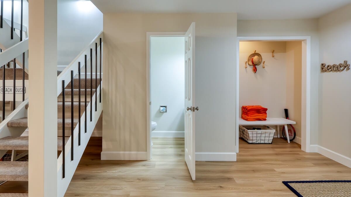 Guest Bathroom and Entrance