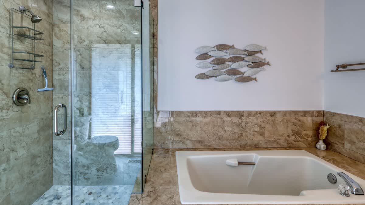 Primary Suite Bathroom