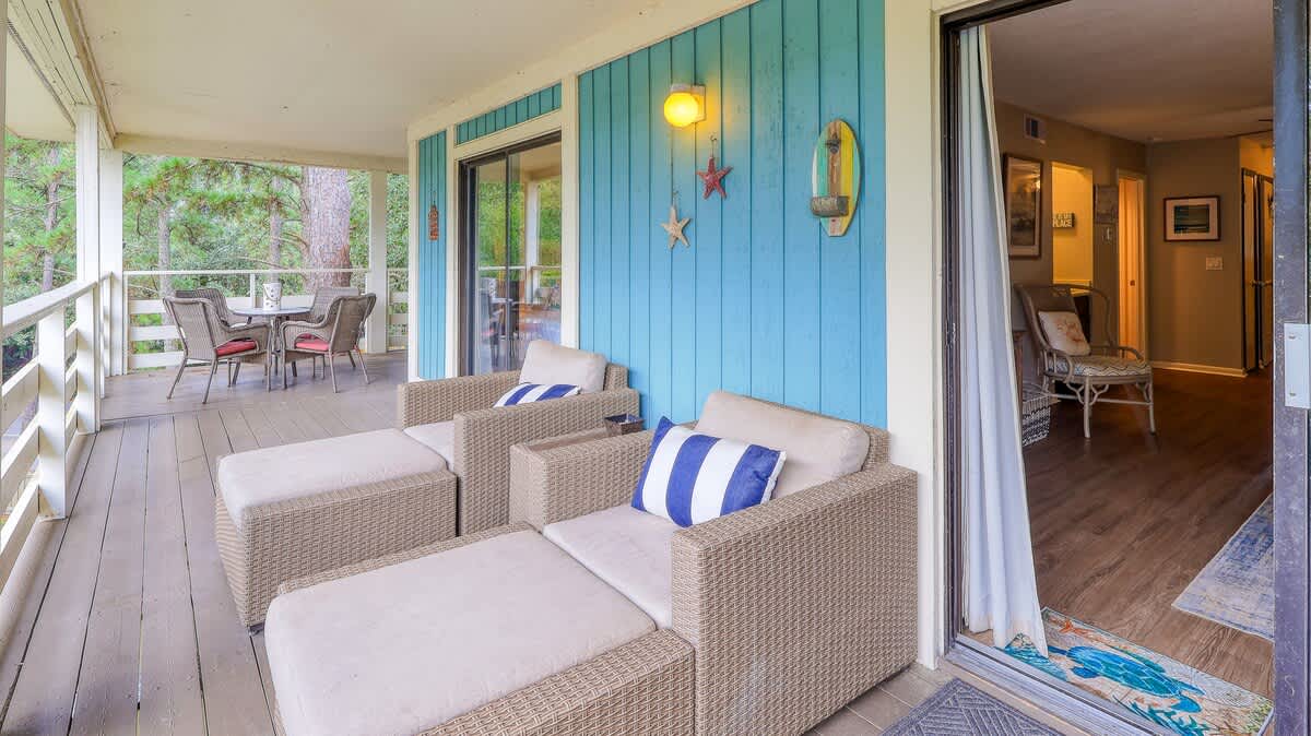 Wrap Around Balcony with Lagoon Views