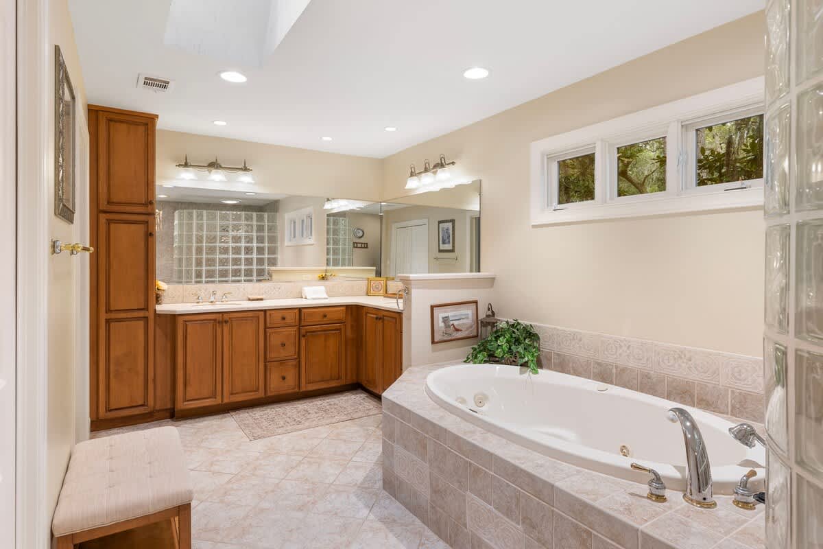 Primary King Suite Bathroom