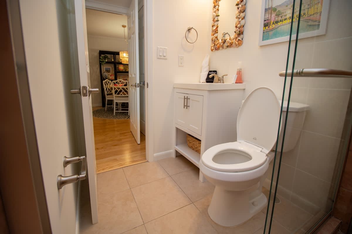 Main Bathroom