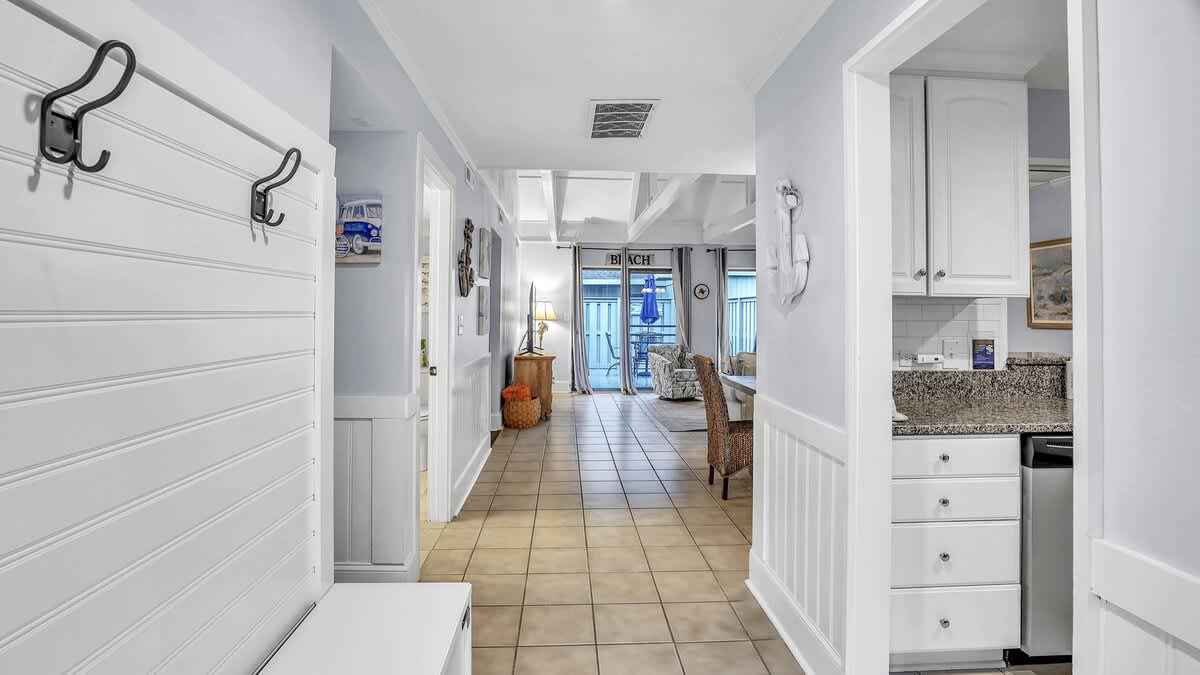 628 Queen's Grant 6
