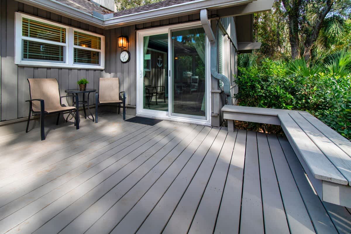 Private Deck Off Sun Room