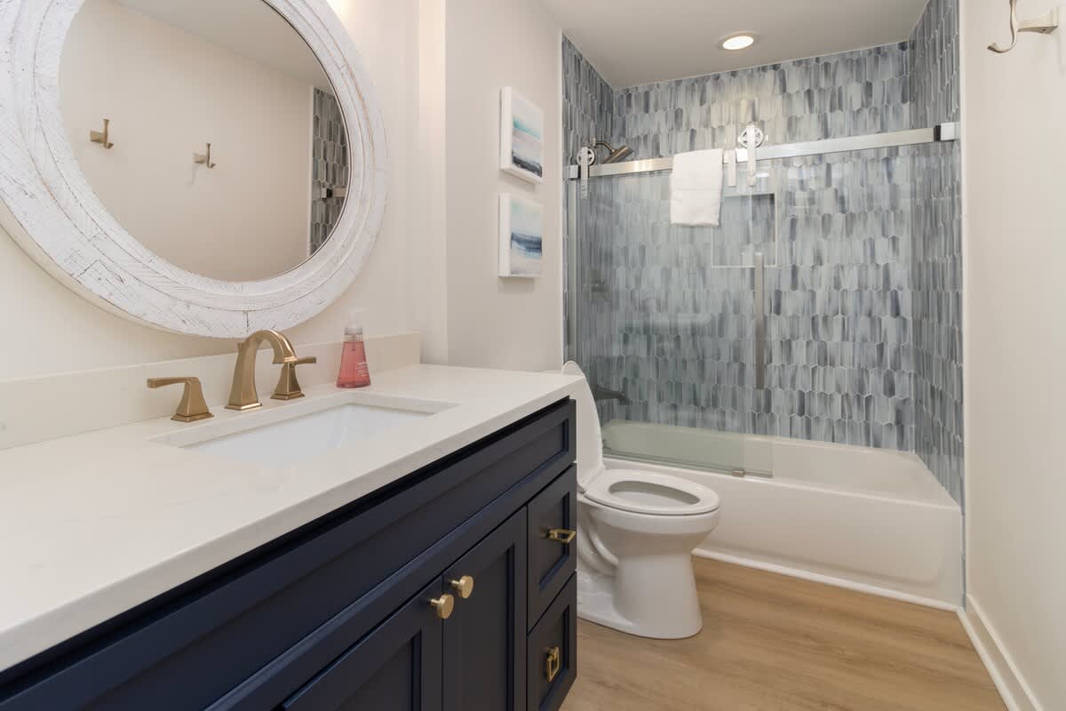 Main Bathroom