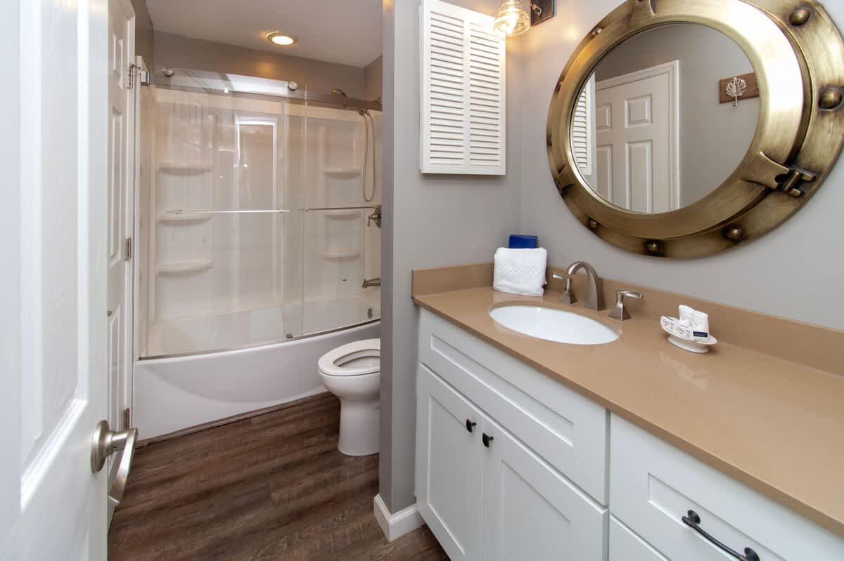 Main Bathroom