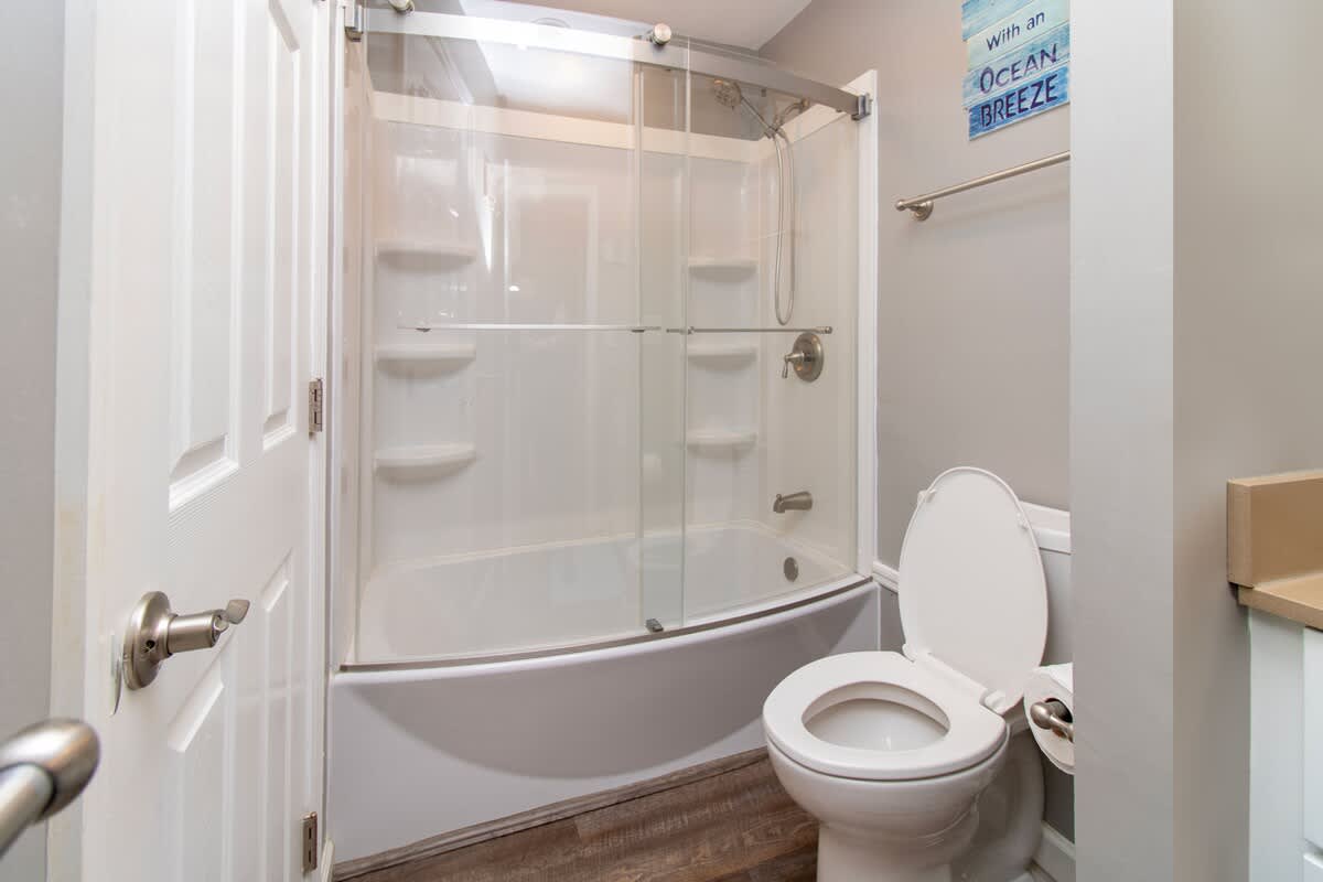 Main Bathroom