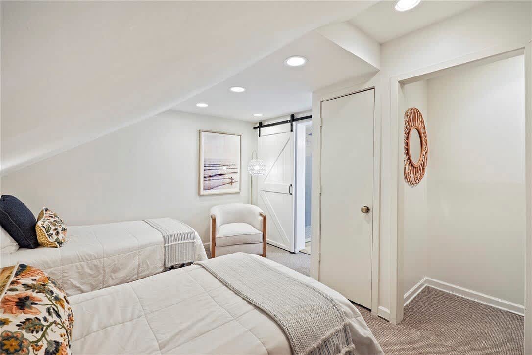 Loft Area with Twin Beds
