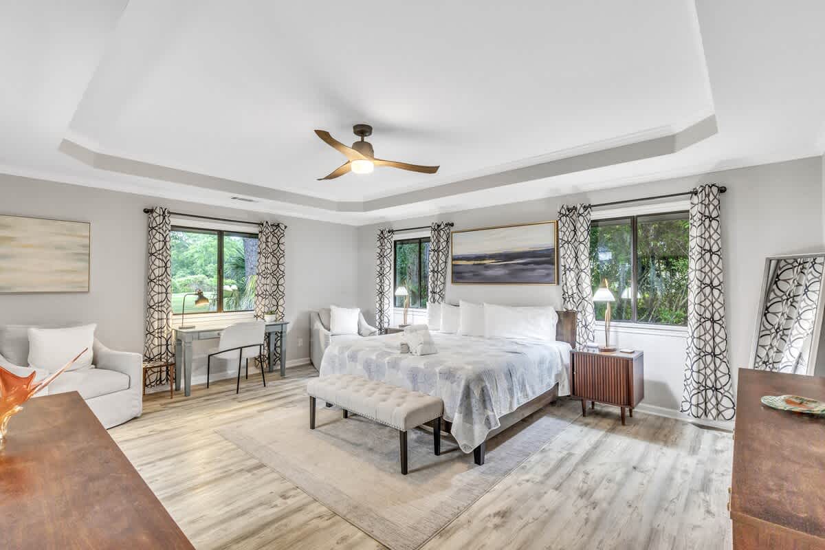 Primary Suite with King Bed and En-Suite Bathroom