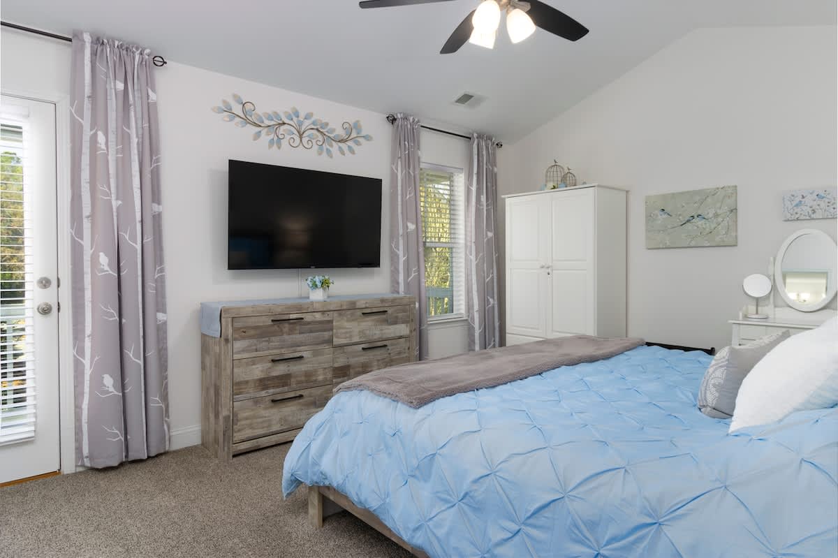 Primary Bedroom with King Bed