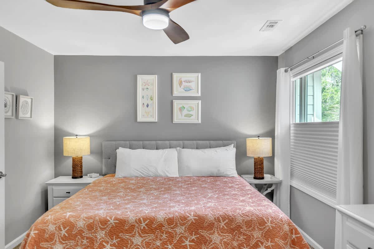 Primary Bedroom with King Bed and En-Suite Bathroom