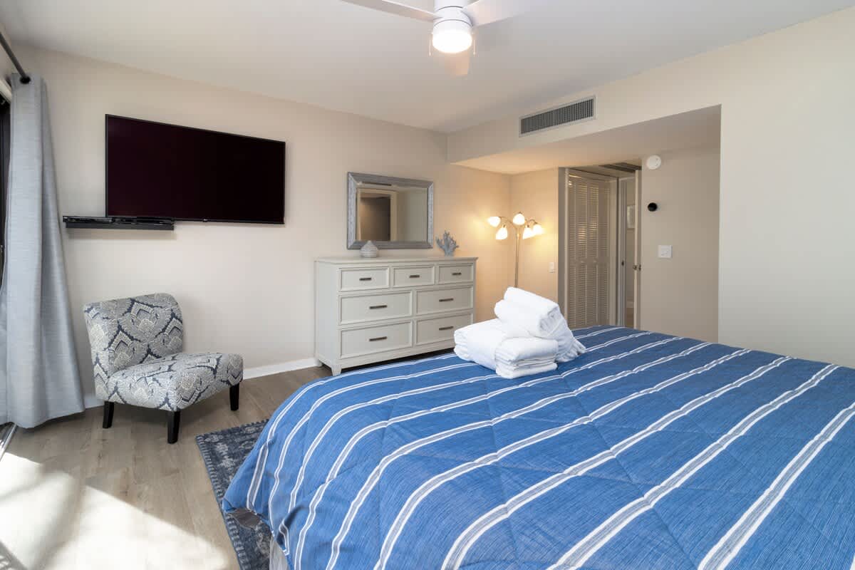 Primary Suite with King Bed