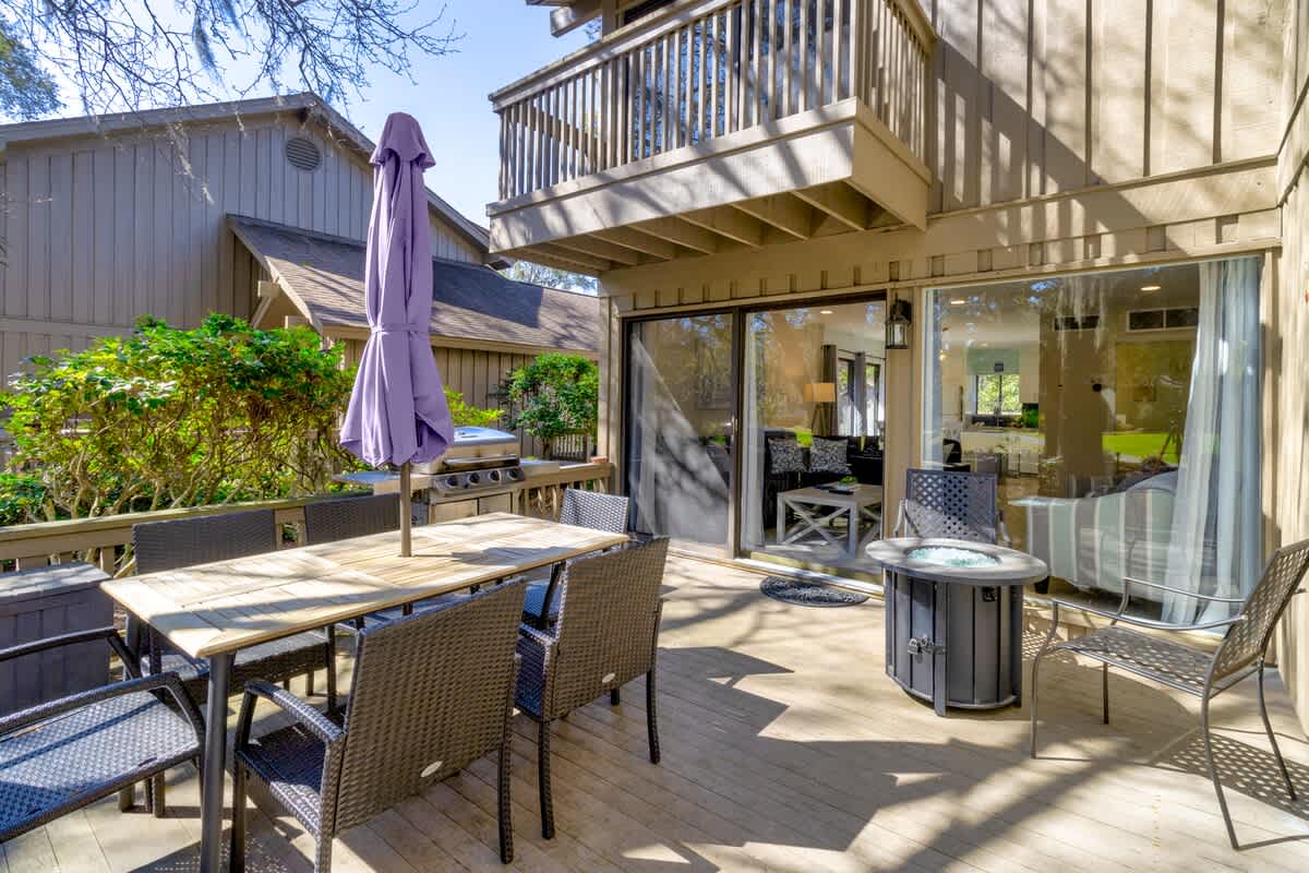 Private Deck with Grill and Fire Pit