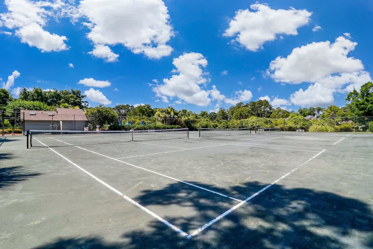 Community Tennis Courts