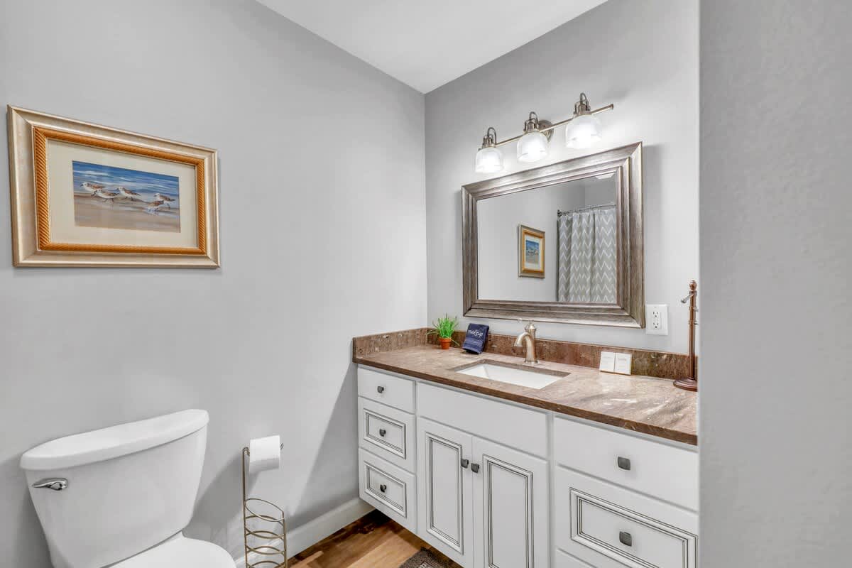Guest Bathroom