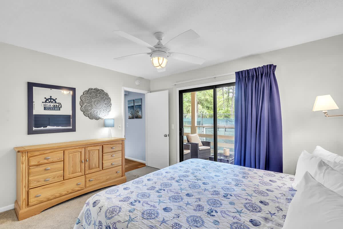 Primary Suite with King Bed and En-Suite Bathroom