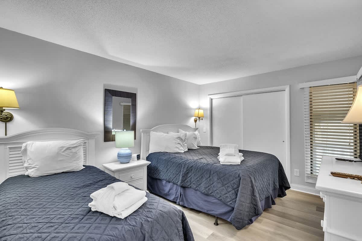 Guest Bedroom with Queen and Twin Bed