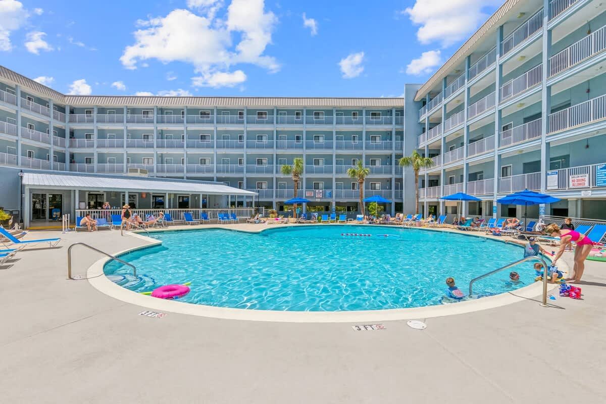 Outdoor Community Pool