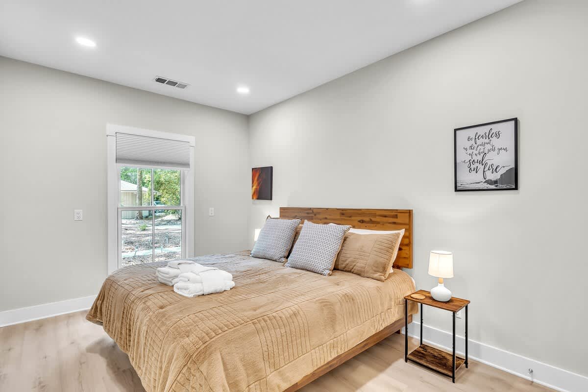 Guest Bedroom with King Bed and En-Suite Bathroom