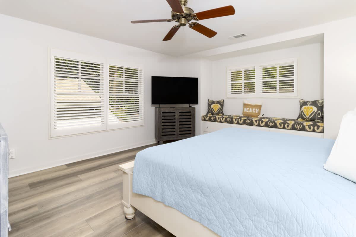 Primary Suite with King Bed
