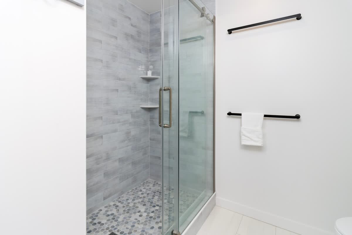 Primary Suite Bathroom