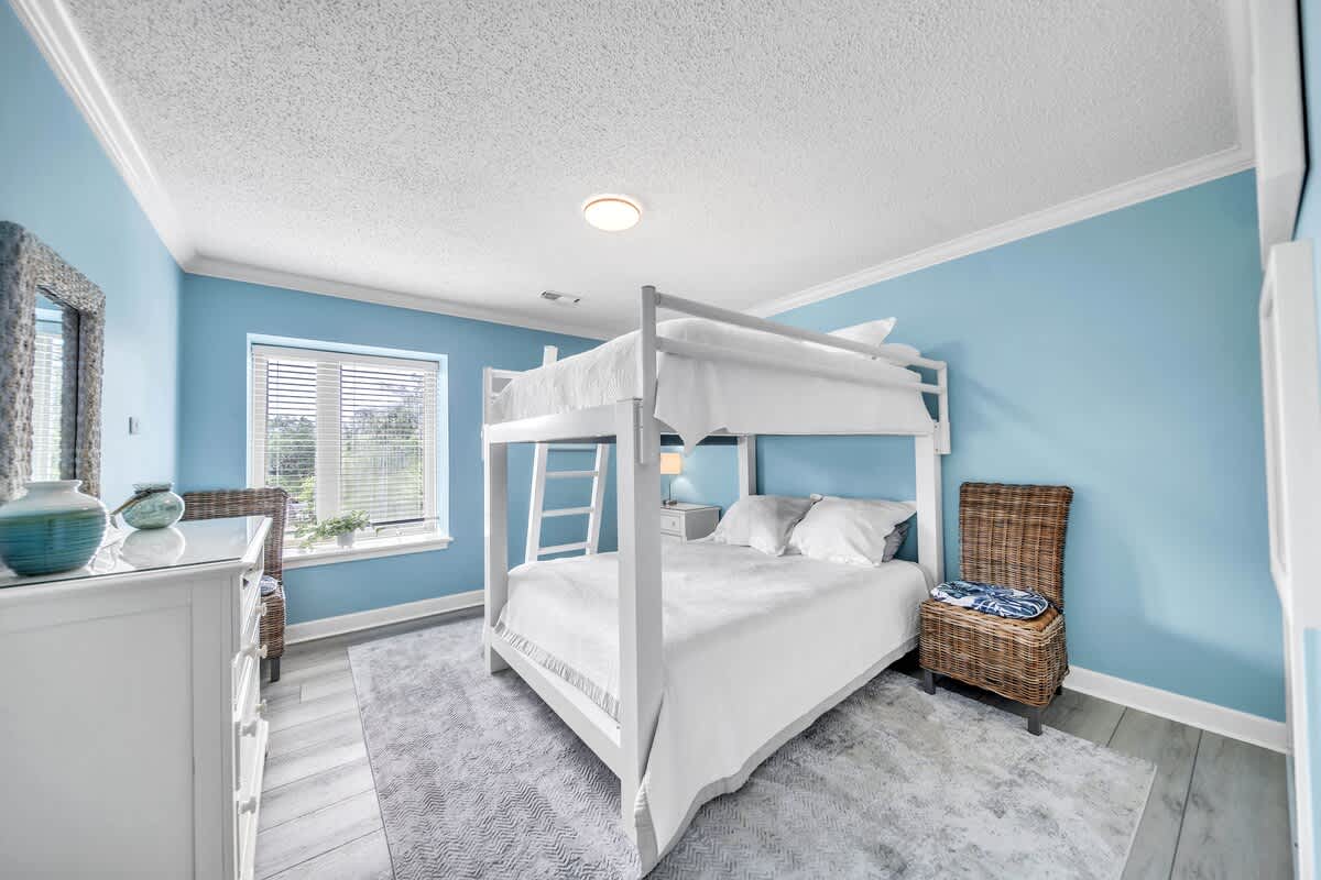 Guest Bedroom with Queen Bunk Beds