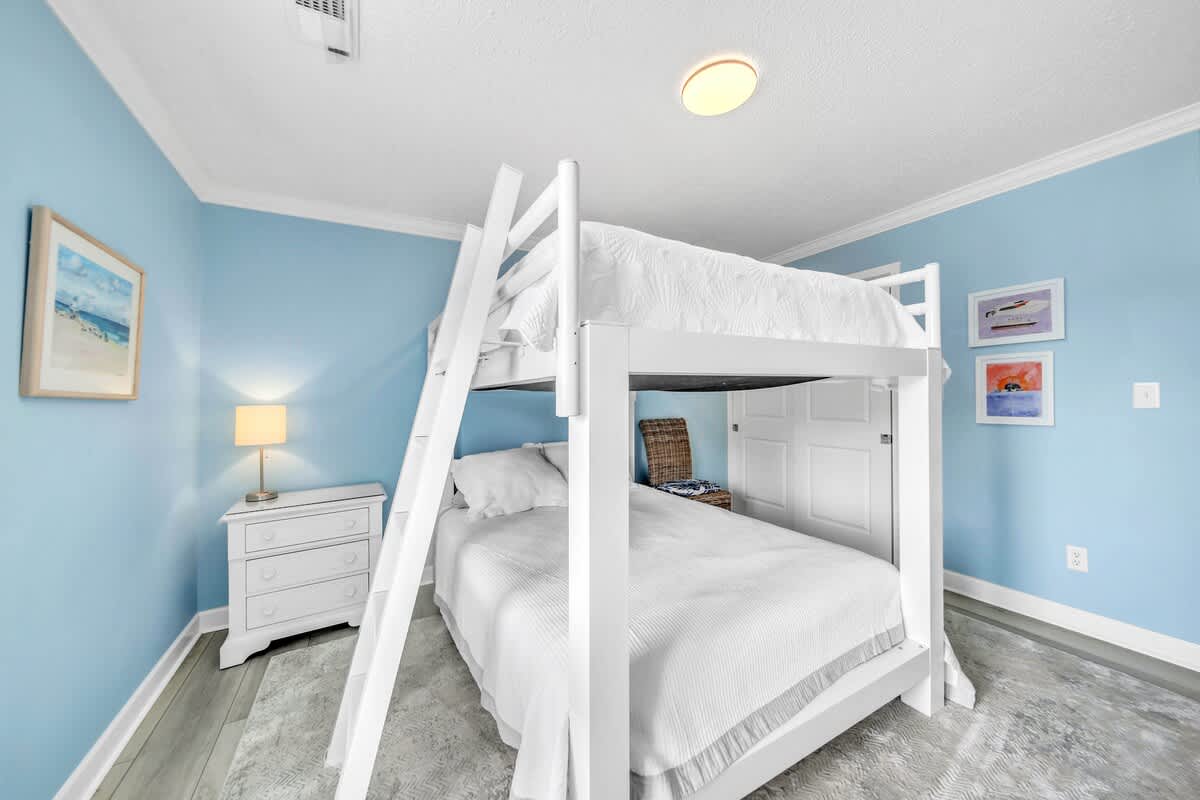 Guest Bedroom with Queen Bunk Beds