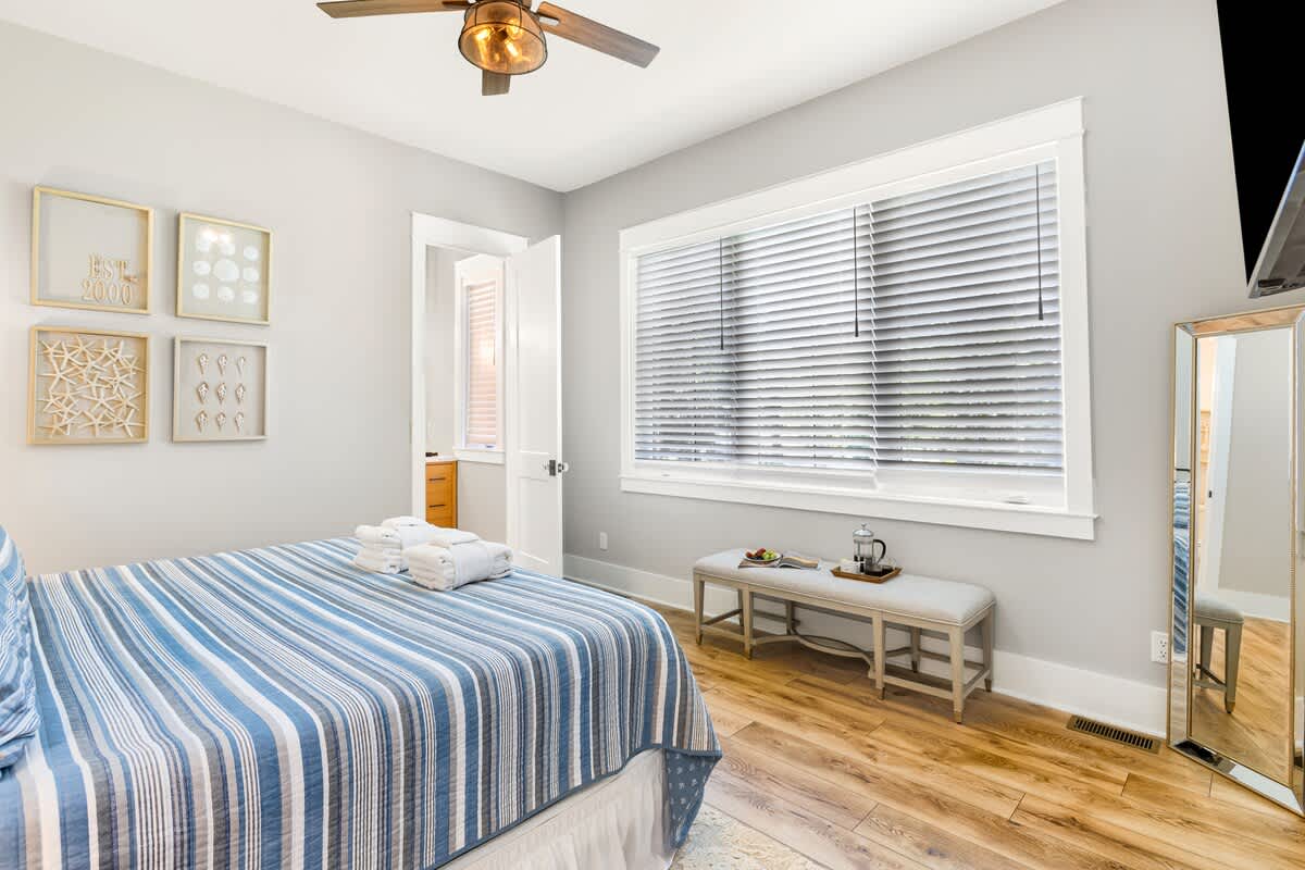 Guest Bedroom on Second Floor with King Bed and En-Suite Bathroom