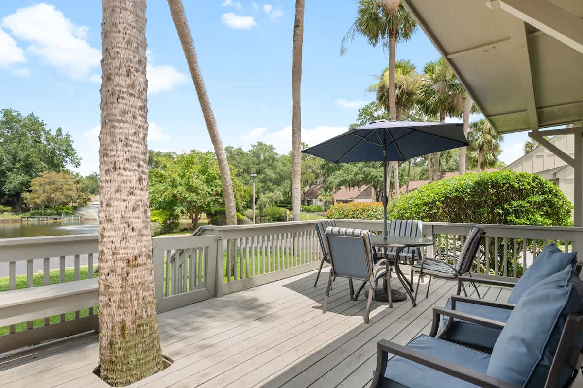 Private Porch Overlooking Lagoon with Grill