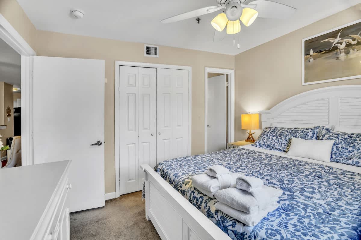 Primary Bedroom with King Bed and En-Suite Bathroom