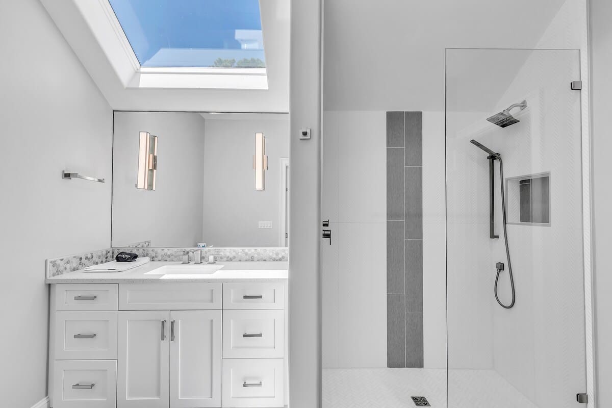 Third Floor En-Suite Bathroom