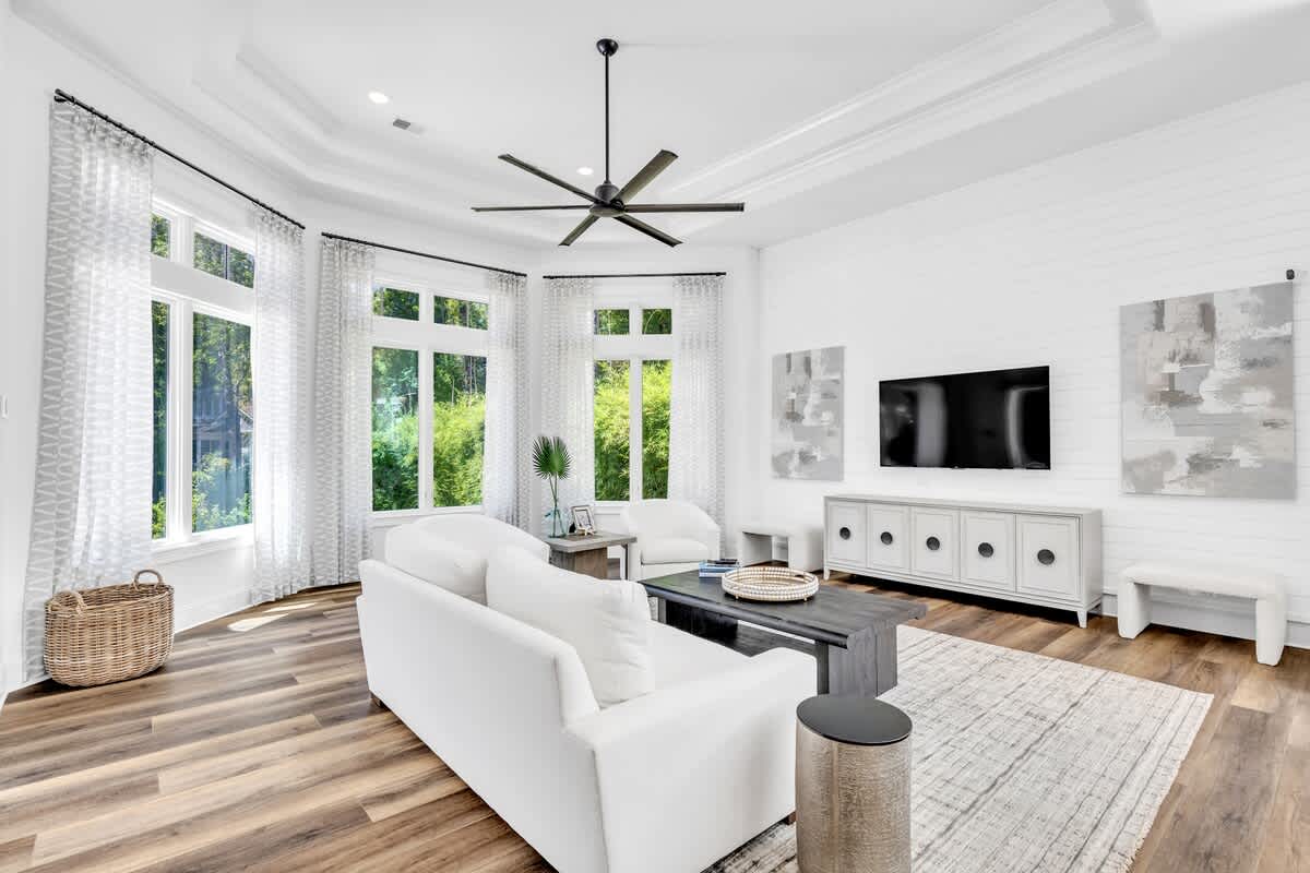 Open Seating Area