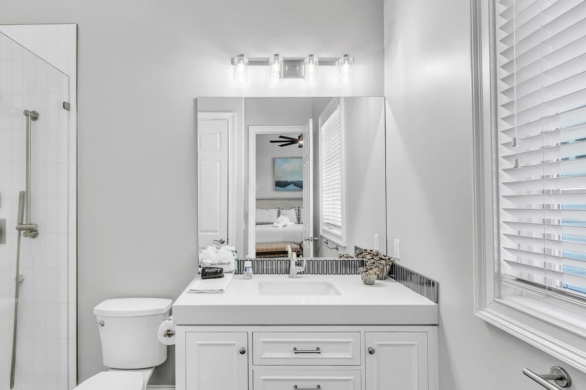 En-Suite Bathroom