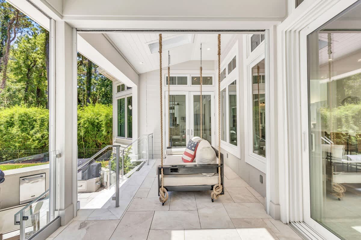 Large Screened-In Porch