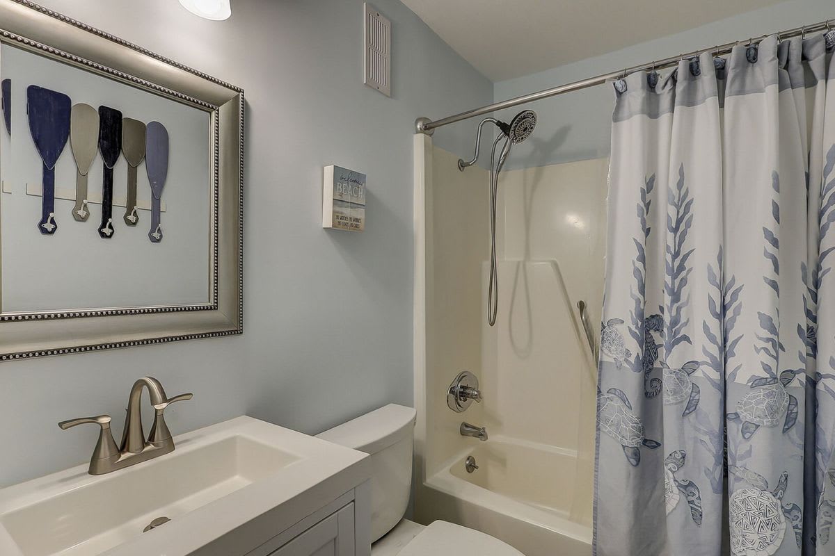 Guest Bathroom