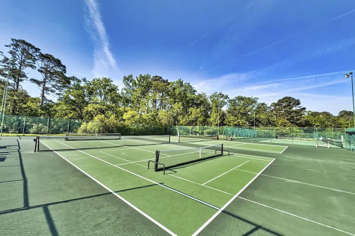 Community Tennis Courts