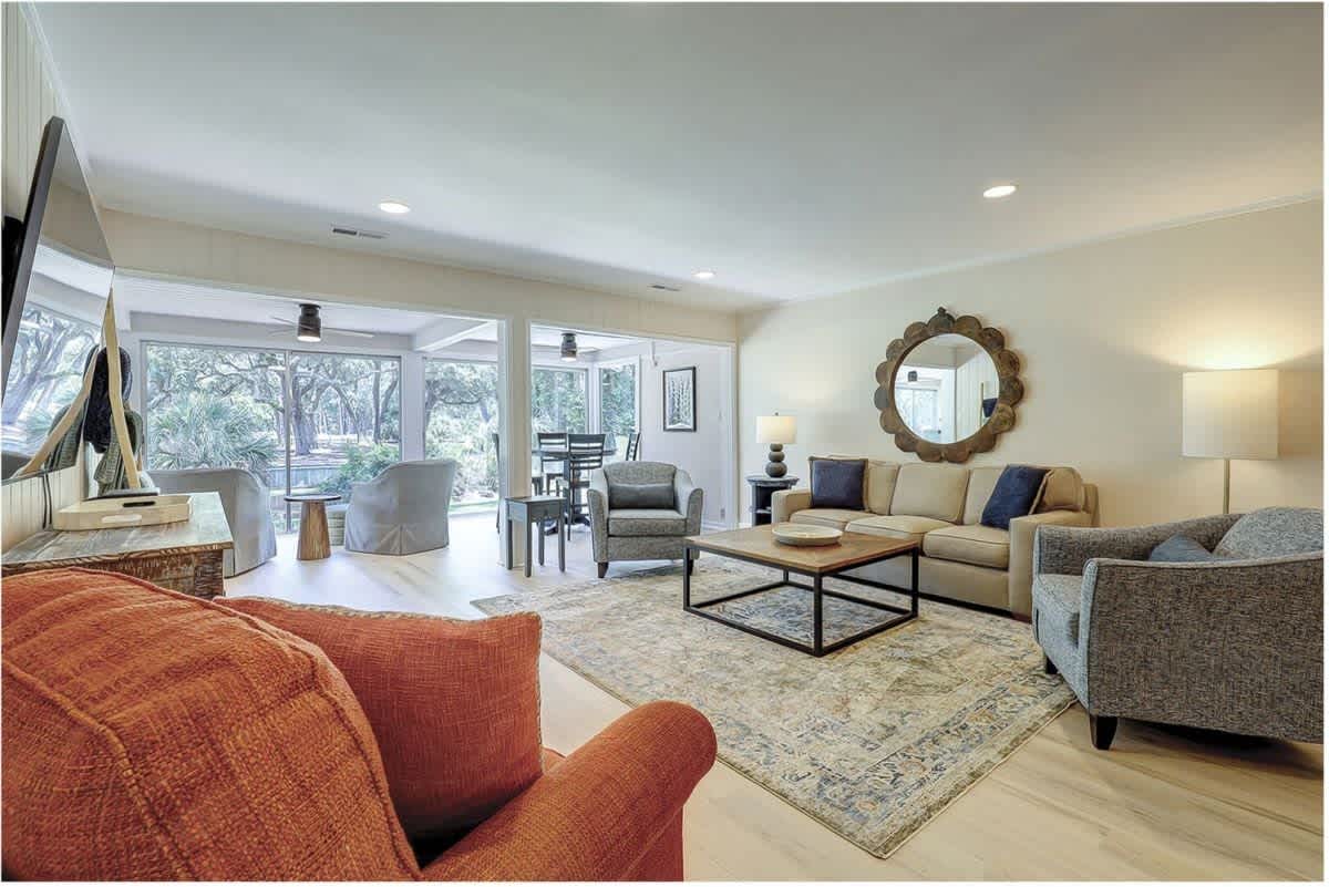 101 Fairway Lane Villas