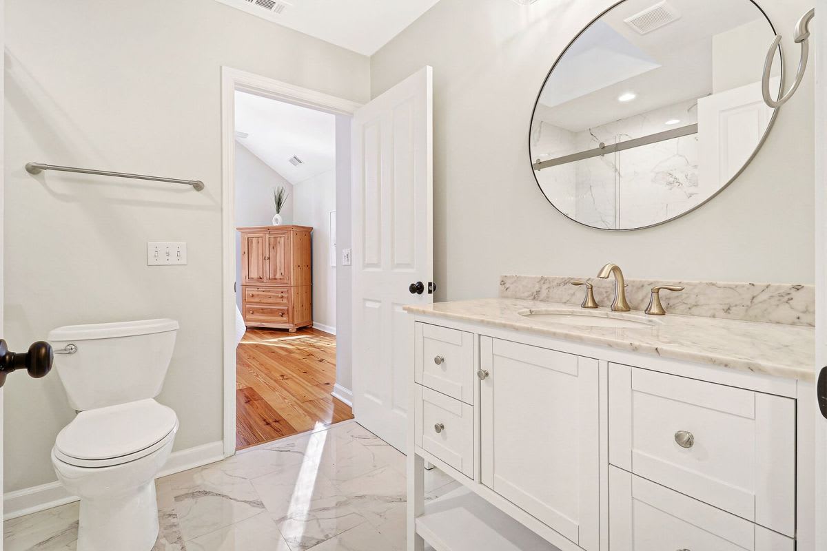 En Suite Bathroom