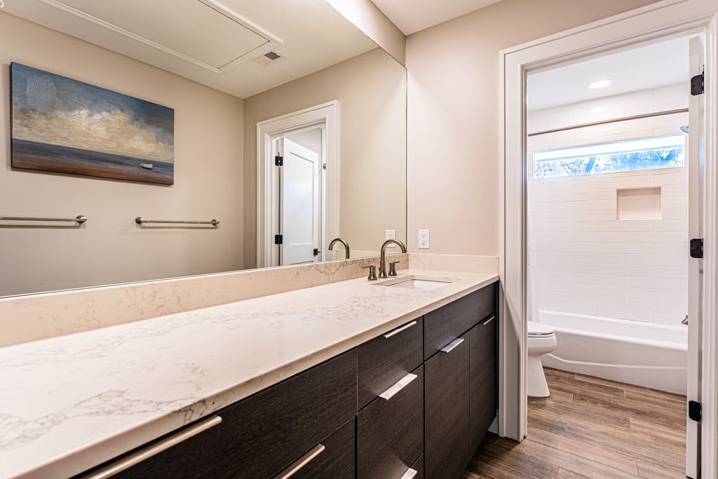 En Suite Bathroom