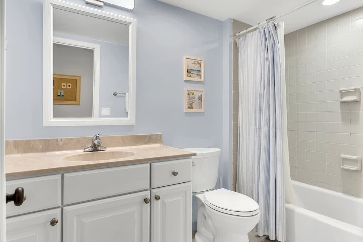 Guest Bathroom